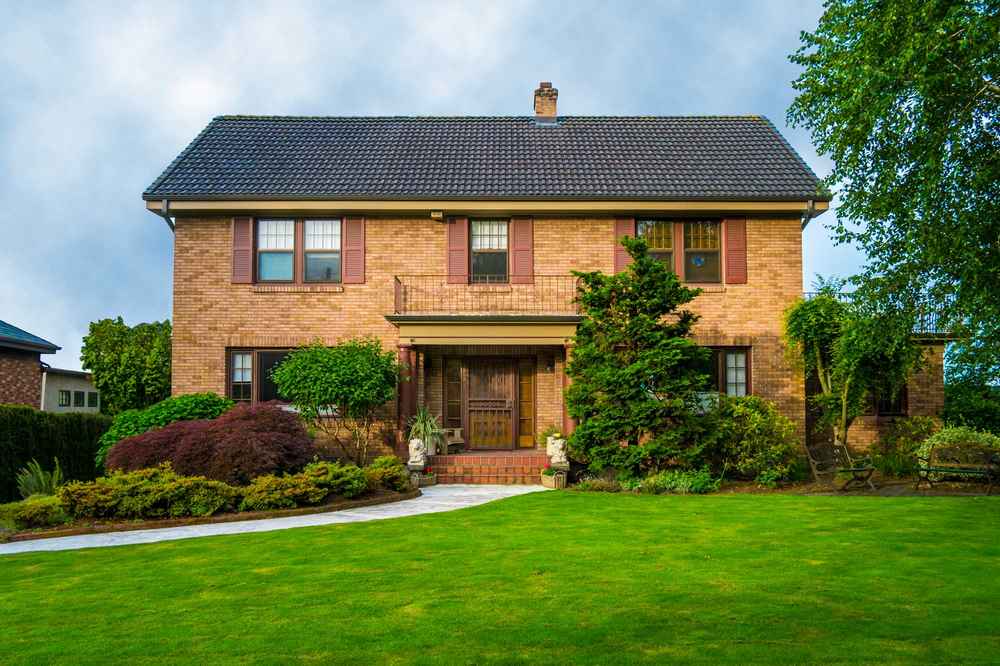 trusted residential roofing expert in Fayetteville GA